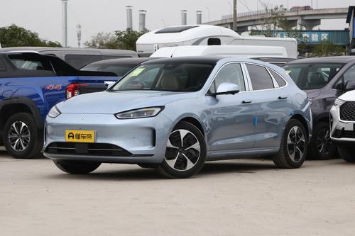 问界M5纯电后驱标准版 7.1秒破百，纯电续航620KM 售价25.98万