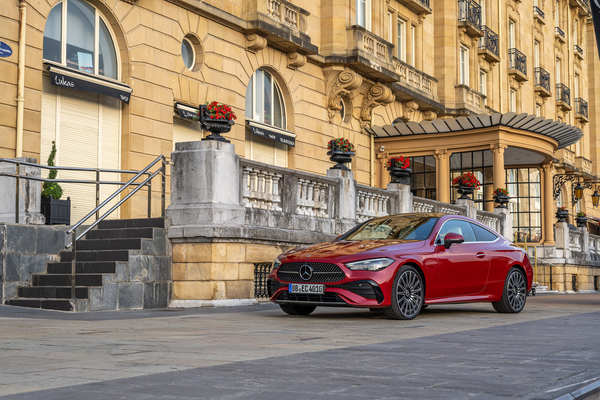奔驰CLE级 2023款 CLE 300 4MATIC 轿跑车变速箱_基本信息图