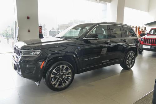 39.99万起，定位中大型SUV，搭2.0T插混，大切诺基4xe（进口）