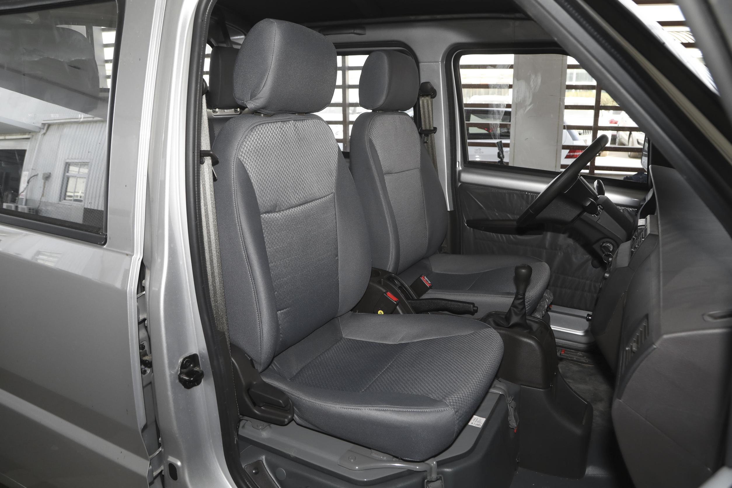 五菱荣光小卡壁纸_五菱荣光小卡_五菱荣光小卡空间图片_38/420张图片