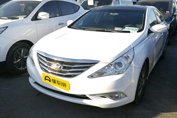 索纳塔八 2013款 2.4L 自动领先版 国V厂商_基本信息图