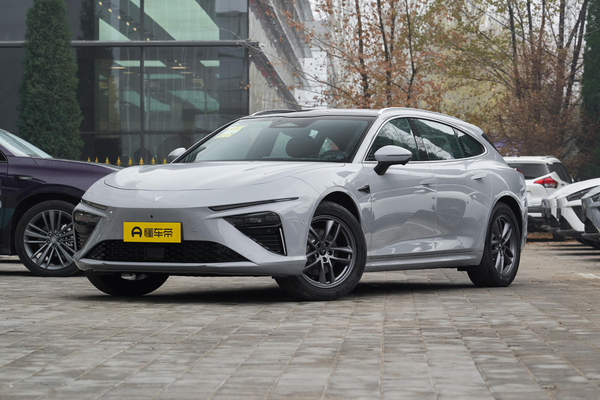 哪吒S猎装 2024款 纯电 510 标准版厂商_基本信息图