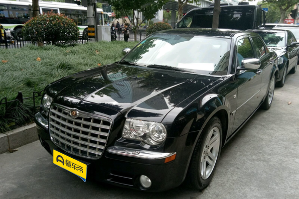 克莱斯勒300C 2006款 2.7L 豪华领航版厂商_基本信息图
