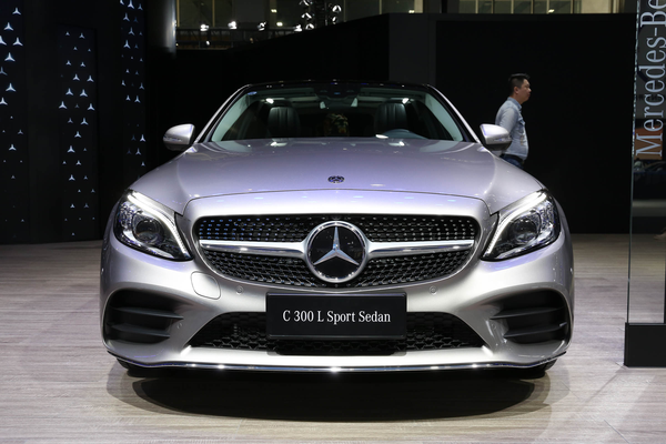奔驰C级 2020款 C 300 L 运动版级别_基本信息图