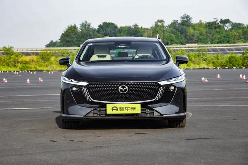 马自达EZ-6上市，增程/纯电可选，配置丰富，适合家庭使用