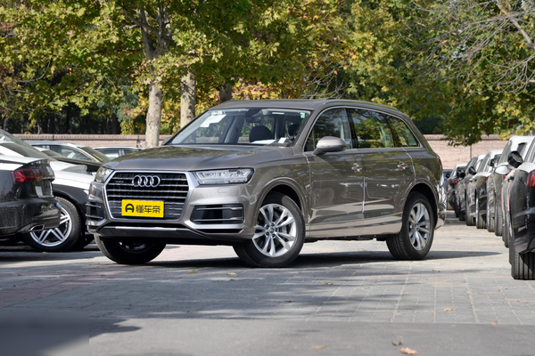 奥迪Q7 2018款 45 TFSI 技术型远光灯_灯光配置图