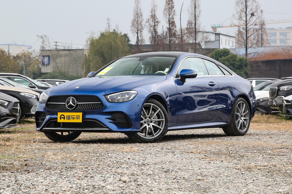 奔驰E级(进口) 2023款 E 260 轿跑车前/后扶手_座椅配置图