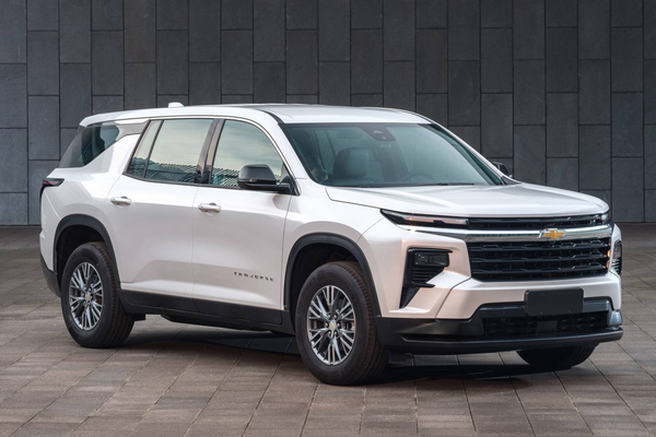 巡领者 2024款 2.0T HEV 两驱低配 8座厂商_基本信息图