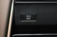 前排USB接口