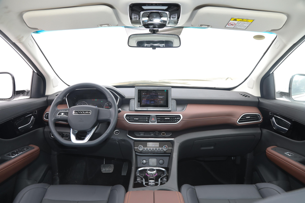 远志M1 2023款 改款 7座标准版 450KM厂商_基本信息图