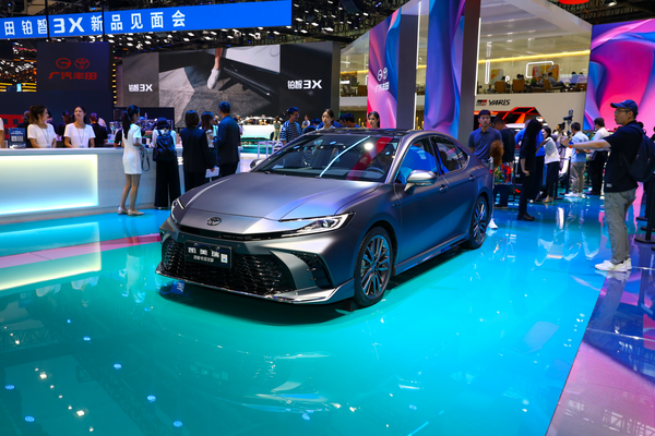 凯美瑞 2025款 双擎 2.0S 光辉版车体结构_底盘/转向图