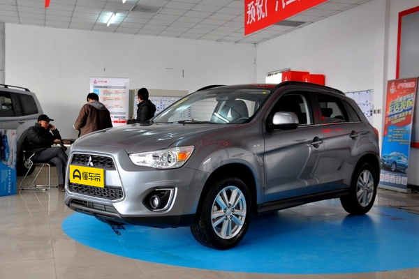 劲炫ASX 2013款 2.0L CVT四驱尊贵版厂商_基本信息图