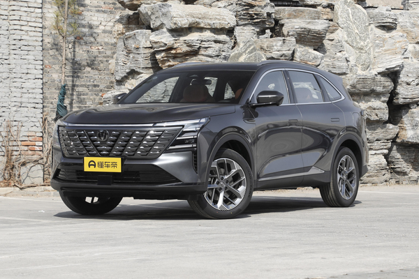 长安CS75 PLUS 2025款 第四代 1.5T 新蓝鲸智慧鲸悦版油箱容积(L)_车身图