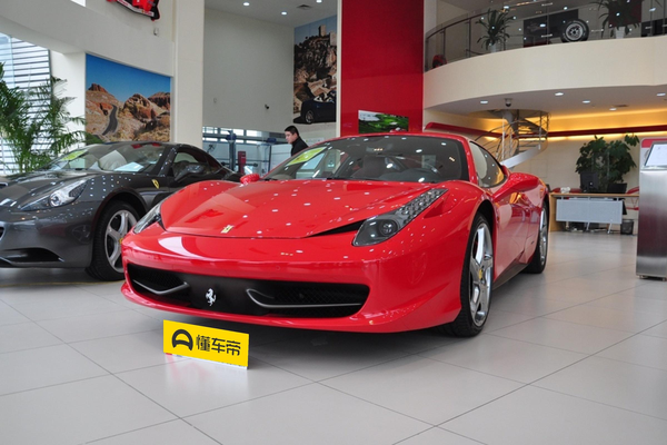 法拉利458 2011款 4.5L Italia轴距(mm)_车身图