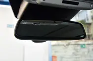 自动防眩内后视镜