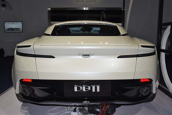 阿斯顿·马丁DB11 2017款 4.0T V8厂商_基本信息图