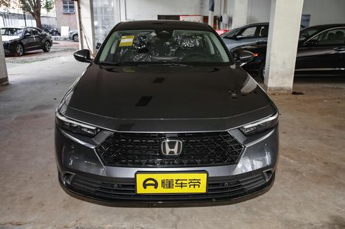 1.5T+CVT，油耗6.71L，这款中型车适合家用吗？