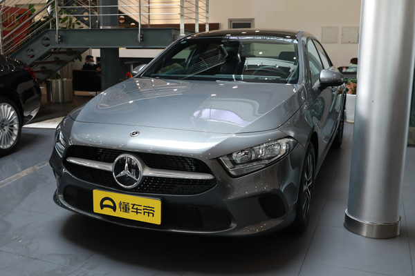 奔驰A级 2020款 A 180 L厂商_基本信息图