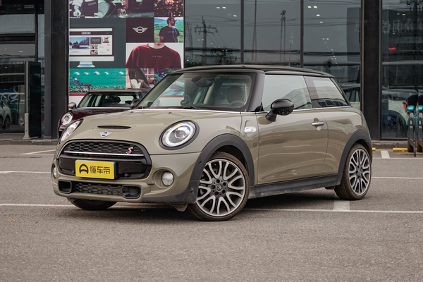 MINI 2018款 2.0T COOPER S 艺术家厂商_基本信息图