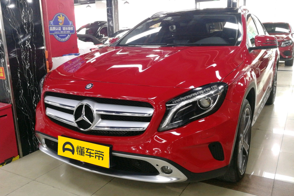 奔驰GLA 2015款 GLA 220 4MATIC 豪华型厂商_基本信息图