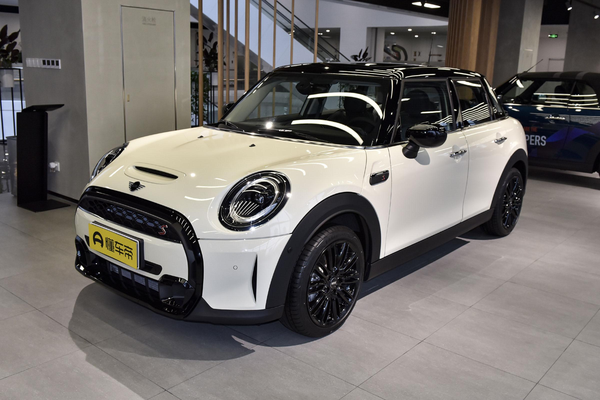 MINI 2022款 改款 2.0T COOPER S 经典派 五门版厂商_基本信息图
