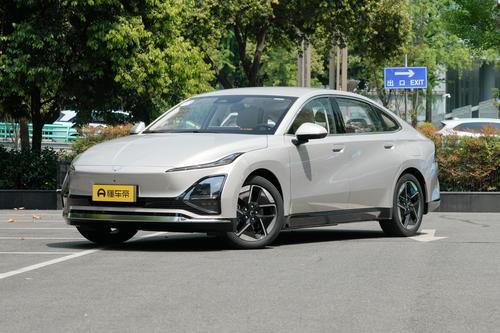 售10.98万，续航510公里，体验五菱星光EV