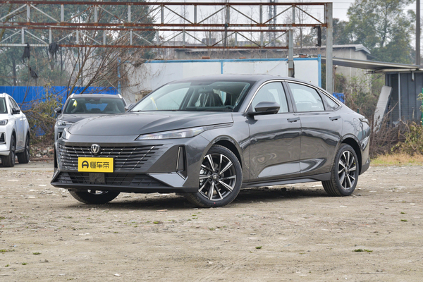 逸动 2024款 1.5T DCT尊贵型厂商_基本信息图