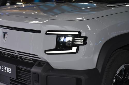 能原地掉头，配两把锁，适合跑318川藏线的硬派SUV——深蓝G318