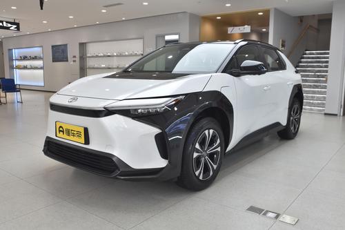 中型纯电SUV丨续航560公里，实拍评测广汽丰田bZ4X！适合年轻人？