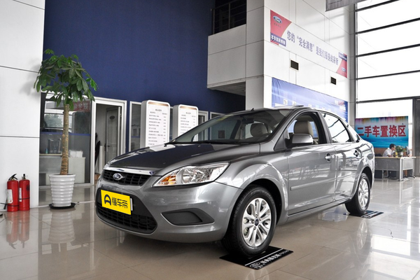 福克斯 2013款 三厢经典 1.8L 自动时尚型厂商_基本信息图