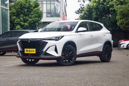 一口价6.99万，1.5T搭配7速湿式双离合，长安这款紧凑级SUV真香