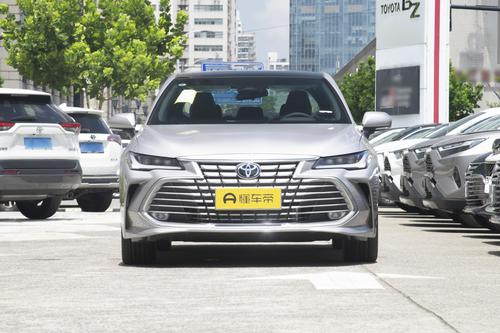 轴距2870mm，油耗仅6L，丰田亚洲龙值得买吗？