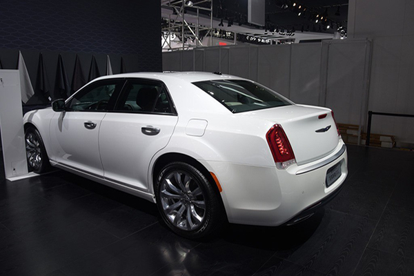 克莱斯勒300C(进口) 2016款 3.6L 尊崇版发动机_基本信息图