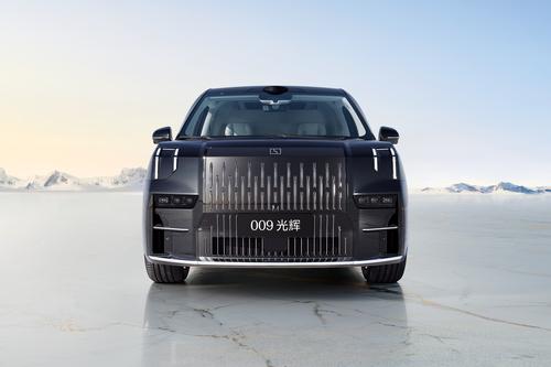 极氪009光辉版将于下周开启交付，4座MPV，售价78.9万元