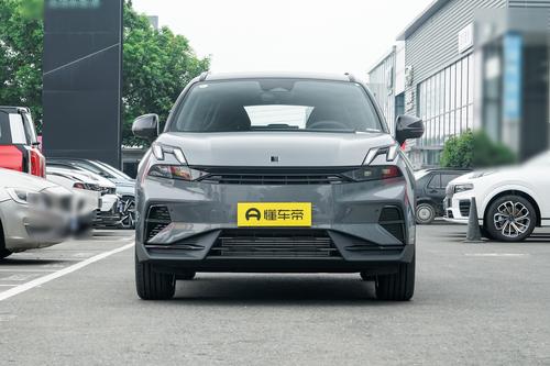 惠后10.26万起，搭1.5T动力，车内两块屏+龍鹰一号芯片，带劲不？