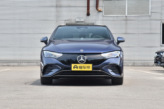 奔驰2022款 EQE 纯电动 292马力，超长续航752KM,售价47.8万图1