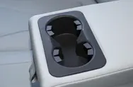 后排杯架