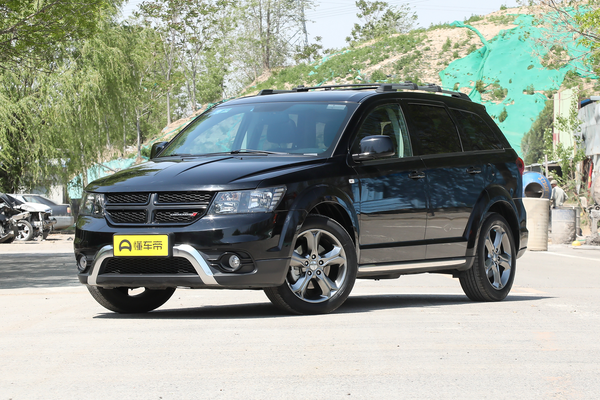 酷威 2016款 2.4L 两驱旅行版厂商_基本信息图