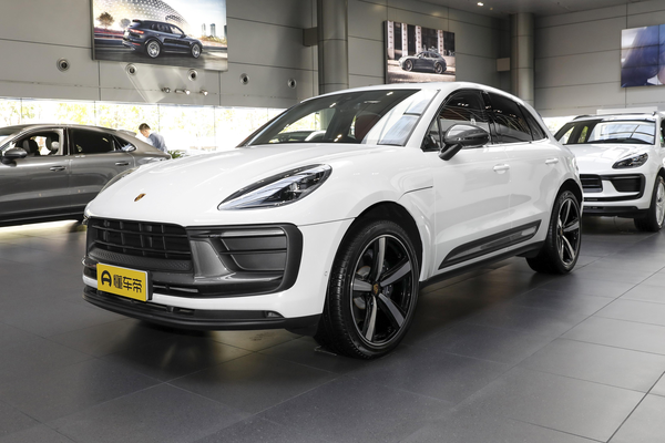 Macan 2023款 Macan T 2.0T燃料形式_发动机图