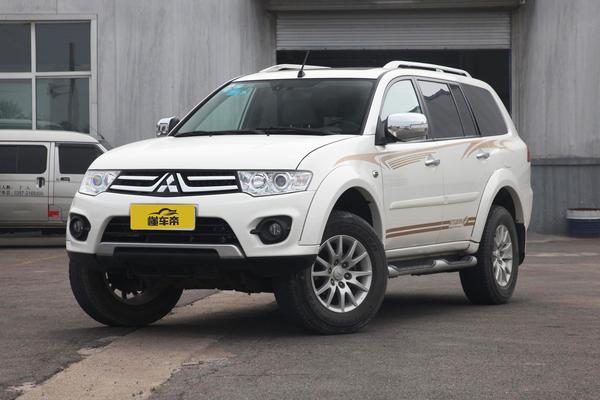 帕杰罗·劲畅 2013款 3.0L 自动两驱豪华版厂商_基本信息图