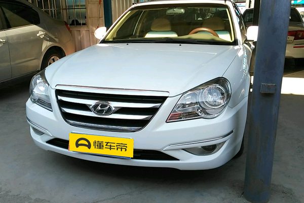 名驭 2009款 2.0L 手动豪华版GL车内中控锁_舒适/防盗配置图