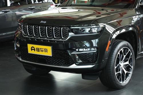 2.0T插混+四驱，进口身份，大切诺基4xe值得入手吗？