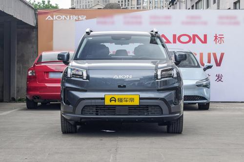 试驾第二代AION V，轴距2775mm，造型时尚，值得入手吗？