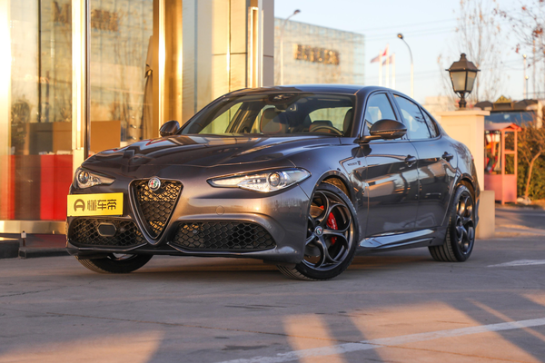 Giulia朱丽叶 2021款 2.0T 280HP Veloce Ti 竞速版级别_基本信息图