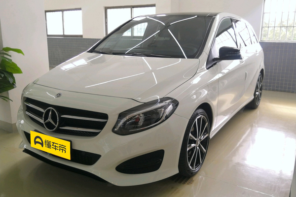 奔驰B级 2018款 B 200 豪华型厂商_基本信息图