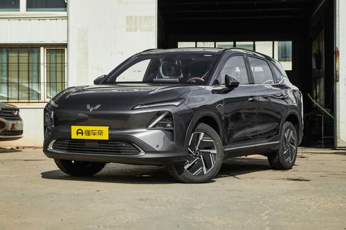 10万级家用SUV怎么选？五菱星光S对比银河星舰7，谁更适合你？