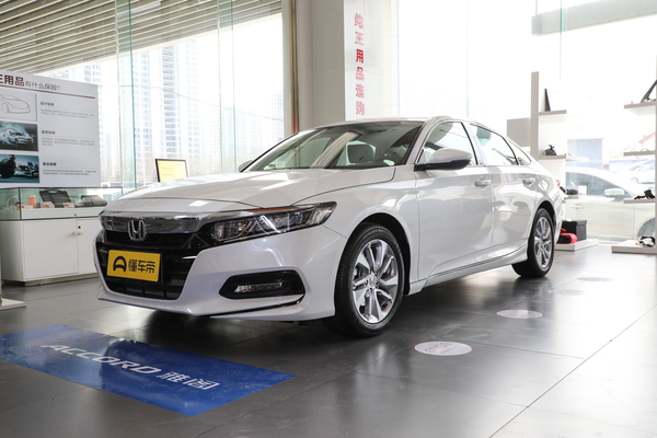 雅阁 2018款 260TURBO 精英版 国V最高车速(km/h)_基本信息图