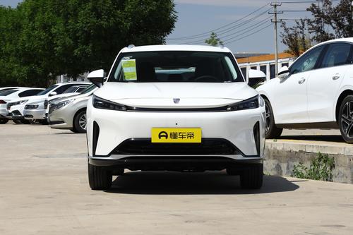 荣威D5X DMH：车身轴距2765mm，提供三电终身质保服务！