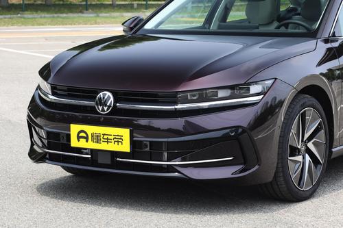 顶配惠后22.69万，2.0T+7.4秒破百，带哈曼卡顿音响，对标帕萨特