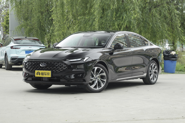 蒙迪欧 2022款 EcoBoost 245 至尊型最高车速(km/h)_基本信息图